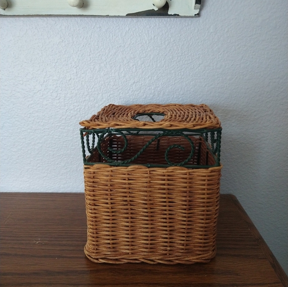 Wicker & Wire Tray and Tissue Box Set - Picture 7 of 9